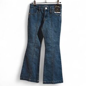 Art Class Flare Low Rise, Fitted Hip and Thigh Denim Jeans, Girls Size 10, NWT